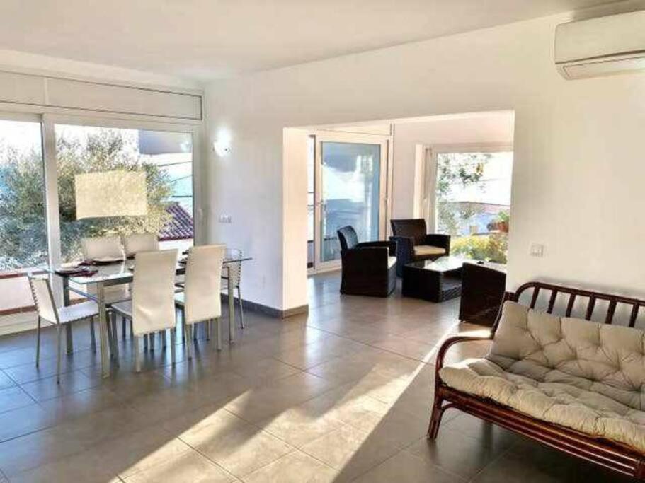 Amplio Apartamento Con Jardin En Almadrava Rosas Exterior foto
